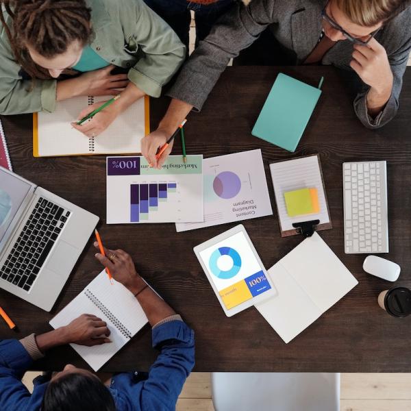 مانیتور کسب و کار