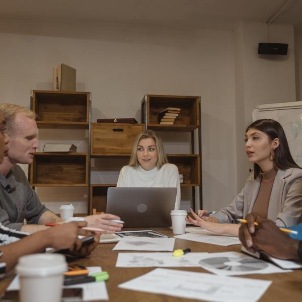 تحقیق استراتژی کسب و کار